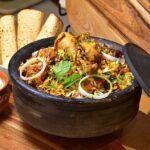 Megha Dhade Instagram - 🙏🏻 Check out the new recipe on my YouTube channel by clicking on the link in my bio. #chickendumbiryani #chickenbiryani