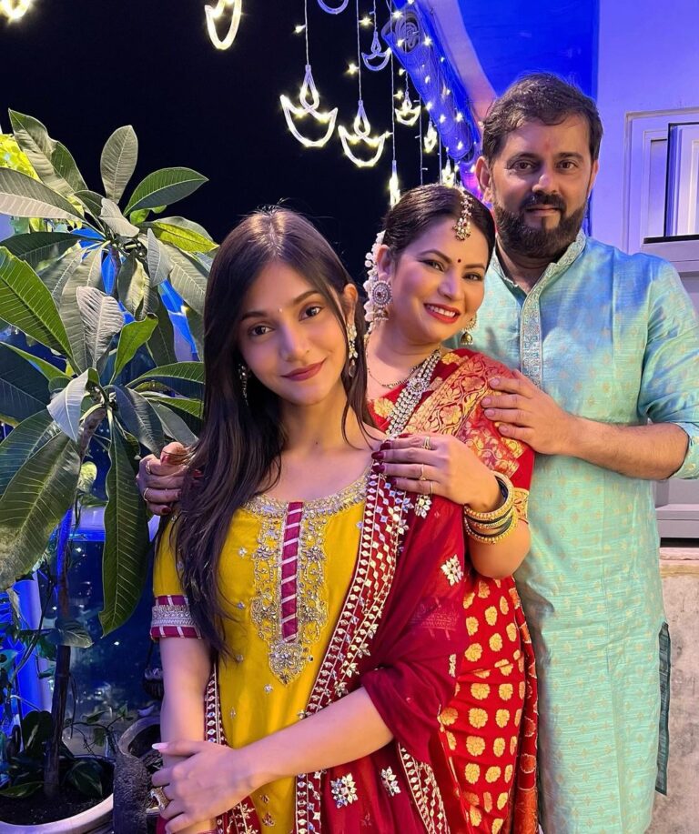 Megha Dhade Instagram - Happy Diwali 🪔✨