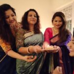 Megha Dhade Instagram – Amchya Swapu ani Aastad cha #Kelwan !!! @patilswapna @aastadkale @shilpanavalkar @tamhaner @shalmalee_t @aditya.aquarius #family #love #friendsforlife #marathiwedding #marathiactors