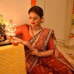 Megha Dhade Instagram - All the lights of the world cannot be compared even to a ray of the inner light of the self. Merge yourself in this light and enjoy the festival of lights. #HappyDiwali #Diwali2020 ✨🙏🏻 Necklace and Earrings by- @nevya_collection Designer Choli By @adirush_arts