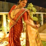 Megha Dhade Instagram - All the lights of the world cannot be compared even to a ray of the inner light of the self. Merge yourself in this light and enjoy the festival of lights. #HappyDiwali #Diwali2020 ✨🙏🏻 Necklace and Earrings by- @nevya_collection Designer Choli By @adirush_arts