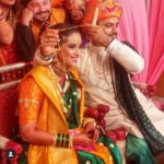 Megha Dhade Instagram - प्रिय शमा आज तुझ्या डोक्यावर अक्षता टाकायला मी नव्हते याचं थोडं वाईट वाटत होतं ... पण तुझ्या डोक्यावर अक्षता पडल्या याचा आनंद कैक पटीने जास्त आहे . तू आणि तेजस कायम सुखात राहावे हीच मनोकामना आणि शुभेच्छा ...!!! नांदा सौख्यभरे 💐💐🎁💕❤️ @sharmishtharaut @tejas.desai.1044 🎺🥁🎷🥁🎼💐 #sahelikishadi #shamtej #SaiMeghaShama #myfriendswedding #loveyoualways ❤️