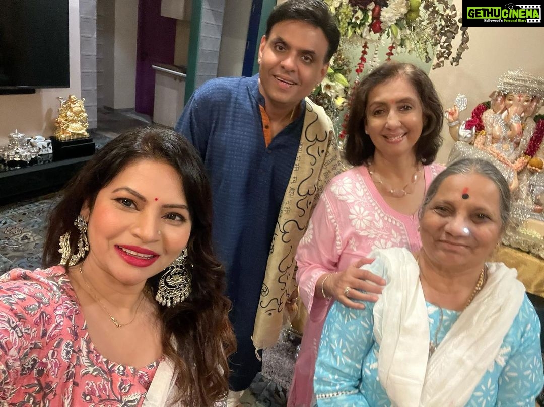 Megha Dhade Instagram - Met the very warm,kind and lovely @sandiipsikcand, the beautiful @neenakulkarni , Graceful Veena Sikcand , my partner in crime @sharmishtharaut ,Team ABOLI And the Superrrr cute Gucci Sikcand who was the star of the evening.💗 Ganapati Bappa Morya 🌺