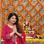 Megha Dhade Instagram – When we have Bappa in our hearts, there is nothing to worry about. Happy Ganesh Chaturthi
🌸🙏🏻✨🧿