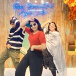 Meghana Lokesh Instagram - With the super chill and fun @meghnalokesh garu 💝♥️😎 Dance reel energy credits @adityaram_on 🤩 #dancewithmyhands #ccglow #ccglowtreatment #ccglowhyderabad #dancereels #trendingreels #trendingsongs #trendingaudio #deeptinadimintipmu #deeptinadiminti