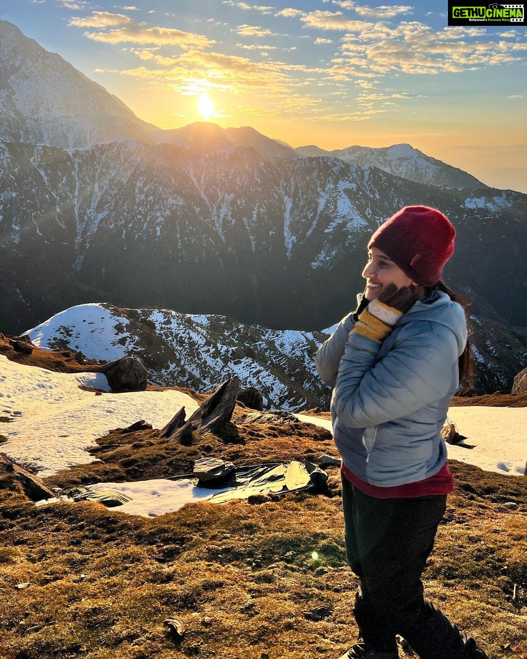 Meghana Lokesh Instagram - “Do not worry about setting goals for yourself — just see how to constantly grow. All that is needed is relentless striving to be a full fledged life.” Sadhguru. May lord Shiva shower his divine love on of us on this auspicious day, wishing everyone serene, radiant Mahashivratri. 🙏🏼 . . . . #mahashivratri #sadhguruquotes #harharmahadev