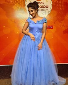 Meghana Lokesh Instagram - It’s been a while since I posted on Instagram, somehow I procrastinated everytime I felt like I should post and in the process I realised that I’m the greatest procrastinator one could come across 🙈 Now you all can guess my 2023 resolution with this information ! 😅
Here’s a photo dump of some beautiful moments that deserves a place on my Insta page !! 
👗: @ethnyfashions 
MUA 💄: @lakshmi_makeupartistry 
Hair by : @an.uradha3770 
#moments #love #life