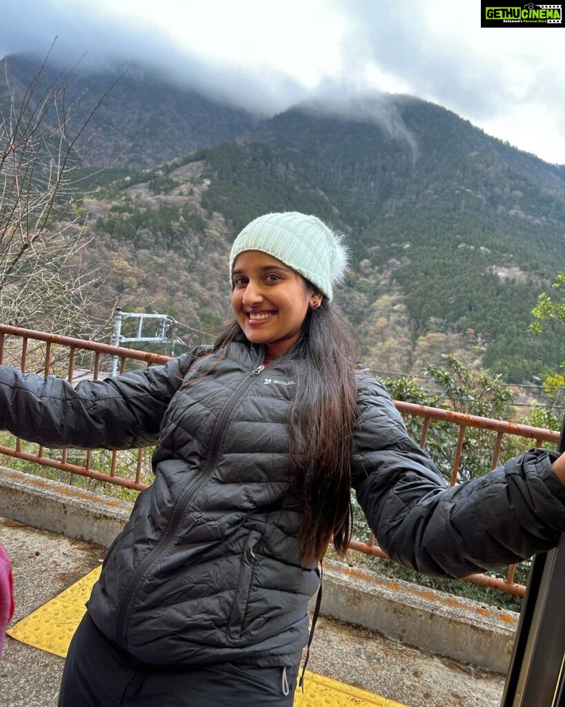 Meghana Lokesh Instagram - Before everything else a solo picture goes on my wall🇯🇵 PS : This is the only good picture my husband @swaroop_bharadwaj clicked for me💁🏻‍♀ Hakone, Japan