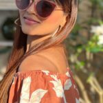 Mitali Nag Instagram - This salon knows how to pamper women 😍 . . Just before I started shooting for #aashiqana2, I visited @hqsmartsalons Goregaon as I was looking for a change in my look. And I have good things to share about them. The stylist analysed by hair and suggested I go for Botox treatment. I got the tan removal facial done by the expert. And my hands and feet got the much needed mani pedi! The staff is warm and friendly and the services were up to the mark! . . #mitaalinag #reels #reelsinstagram #afsarbitiya #trending #devi #ghkkpm #draupadi #tejaswini #tvirus #aashiqana #333 #collab @sweetbasilentertainment