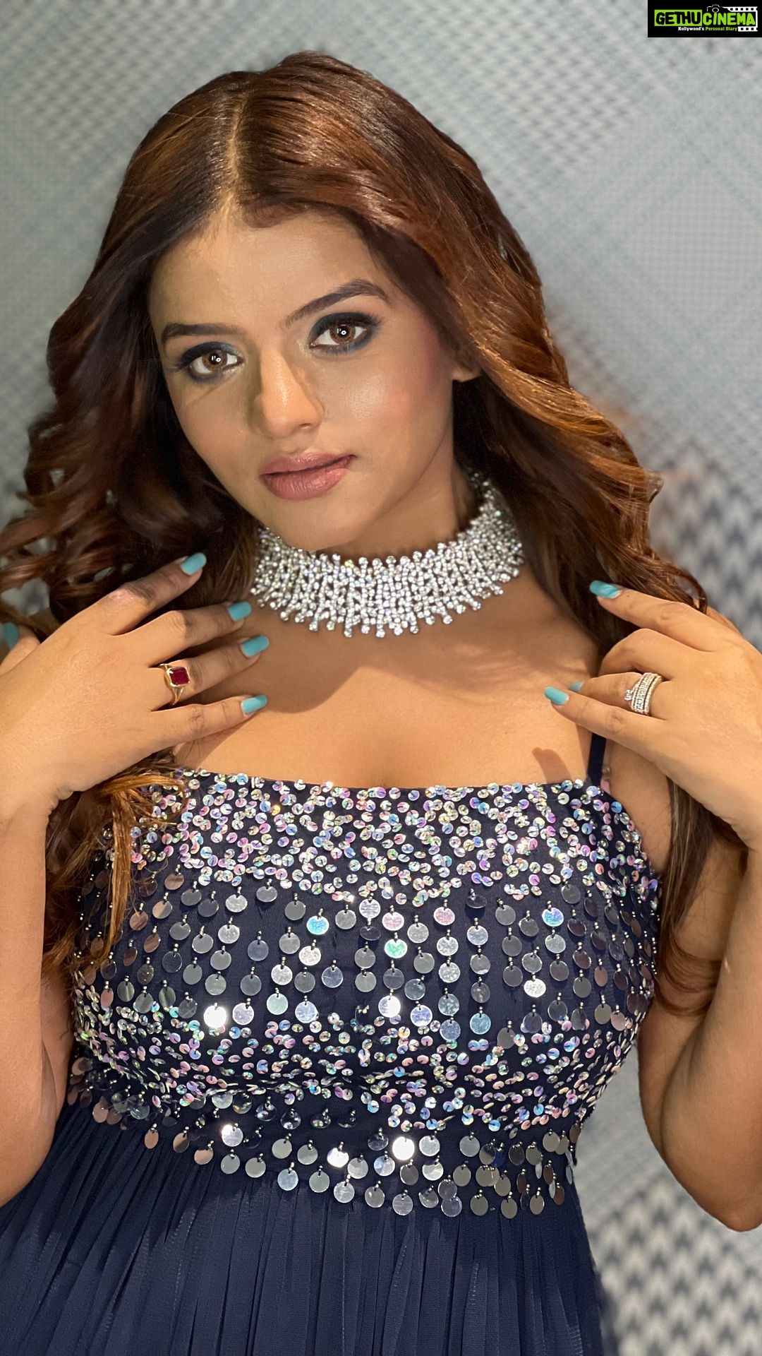 Mitali Nag Instagram - Can this be the wedding reception look 😍 . . #mitaalinag #reels #reelsinstagram #afsarbitiya #trending #devi #ghkkpm #draupadi #tejaswini #tvirus #aashiqana #333 #wedding #receptionlook #bridal