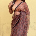 Mitali Nag Instagram - Pls don’t share this 🙈 . . Anyone can have a slip yaa… 😂 . . . #mitaalinag #reels #reelsinstagram #afsarbitiya #trending #devi #ghkkpm #draupadi #tejaswini #tvirus #aashiqana #333