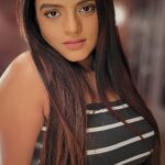 Mitali Nag Instagram - Wow!! A perfectly made transition reel 😍😊 . . #mitaalinag #reels #reelsinstagram #afsarbitiya #trending #devi #ghkkpm #draupadi #tejaswini #tvirus #aashiqana #333 #trendingaudio