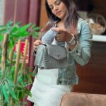Mitali Nag Instagram - Life is too short to carry a boring bag 😍 . . . 📸 @sankalppardeshi 💼 @prada #mitaalinag #indianactress #duskybeauty #afsarbitiya #tag #potd #instagood #magic #333 #prada