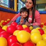 Mitali Nag Instagram - So happy to share that @funkymonkeysbom is now operating in Andheri!!! . . . Now my #chocolateeyedboy @rudransh_pardeshi has a party hub for himself too!!! 😍 . . #mitaalinag #indianactress #duskybeauty #afsarbitiya #devi #tag #potd #instagood #motherson #collab #influencermarketing #333
