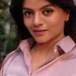 Mitali Nag Instagram - The right jewellery can amp up your look in ways you can’t imagine… Just the way mine did with CaratLane’s En Vogue collection! ✨ Use code “ZLVxCL” and get 5% off on ALL diamond jewellery @caratlane on min purchase of ₹15,000✨ #Ad #CaratLane #KhulKeKaroExpress #MyCaratLaneStory #GiftACaratLane #mitaalinag #collab Mumbai - मुंबई