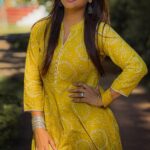 Mitali Nag Instagram - Chaitra Navratri Day 2 💛 . . . #reelsinstagram #mitaalinag #navratri #navratricolours #indianactress #afsarbitiya #333