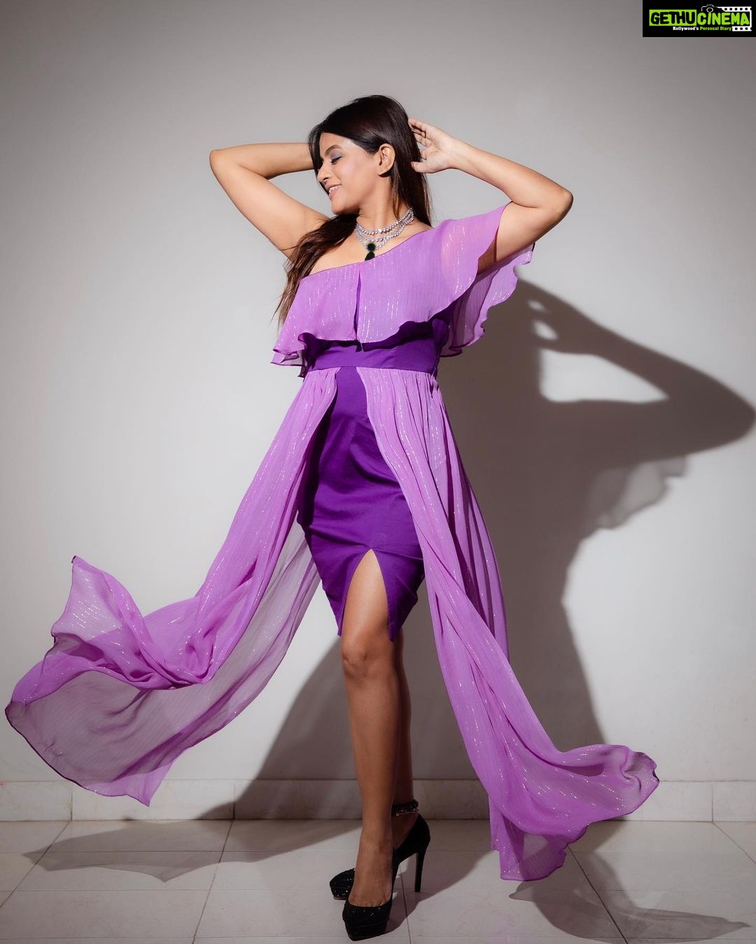 Mitali Nag Instagram - Unfazed… 💜🧿💜 . . . 📸 @ethan.mascarenhas Outfit @suwishofficial Stylist @rimadidthat Jewellery @agsjewellery PR @mediatribein #mitaalinag #afsarbitiya #indianactress #collab #333 Mumbai, Maharashtra