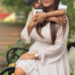 Mitali Nag Instagram - Dear future daughter in law, just in case he says something else to you… 🤣🤣🤣😈😈😈 I have proof!! And the whole world has seen it!!! 😂😂😂 . . . #reels #mitaalinag #afsarbitiya #chocolateeyedboy #trendingaudio