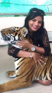 Mitali Nag Instagram - Tell me which one are you 😀 . . #mitaalinag #reels #reelsinstagram #afsarbitiya #trending #devi #ghkkpm #draupadi #tejaswini #tvirus #aashiqana #333 #thailand #tiger #tigerpark