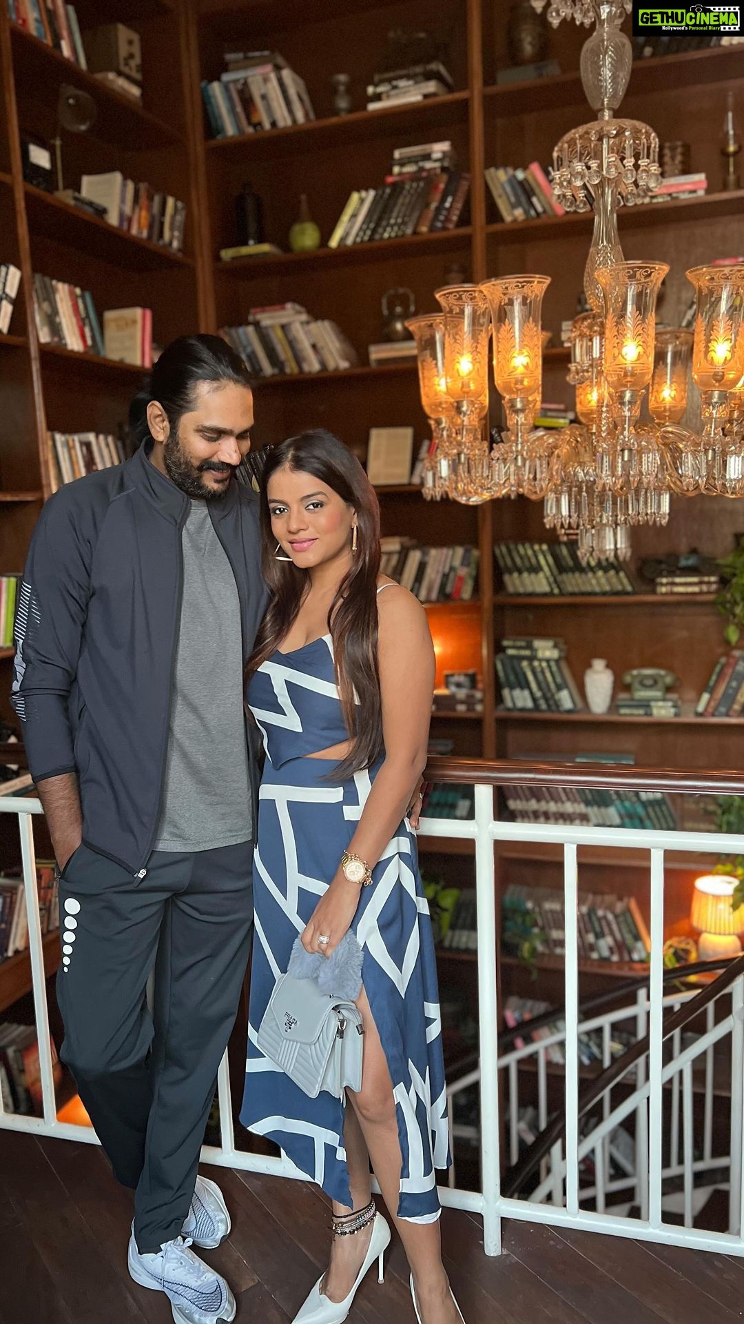 Mitali Nag Instagram - Tag your forever kinda person… ♥️😍🧿 . . #mitaalinag #reels #reelsinstagram #afsarbitiya #trending #devi #ghkkpm #draupadi #tejaswini #tvirus #aashiqana #333 #couplereels #love