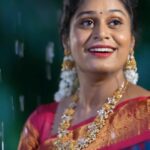 Mohana Bhogaraju Instagram – #Sogasu Chuda hayi hayi le❤️
One of my favorites!!

Programming: @bharath_manchiraju 
Mix & Master: @vinaysoundengineer anna
Shot by : @chitranipictures
Saree: @kanchipuramnarayanisilks
Jewellery: @aadvika_collectionllc 
H&M : @marella_makeupstudio
Location: @thefotogarage