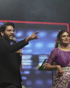 Mohana Bhogaraju Instagram - @iare_hyderabad What an Energy Guys!!
Thank you for all the Love!!❤️

Happy to Have Performed with You @mr.noelsean anna!!

Outfit: @anvitha_collections
📸: @teamartviewworks @khaja.nature