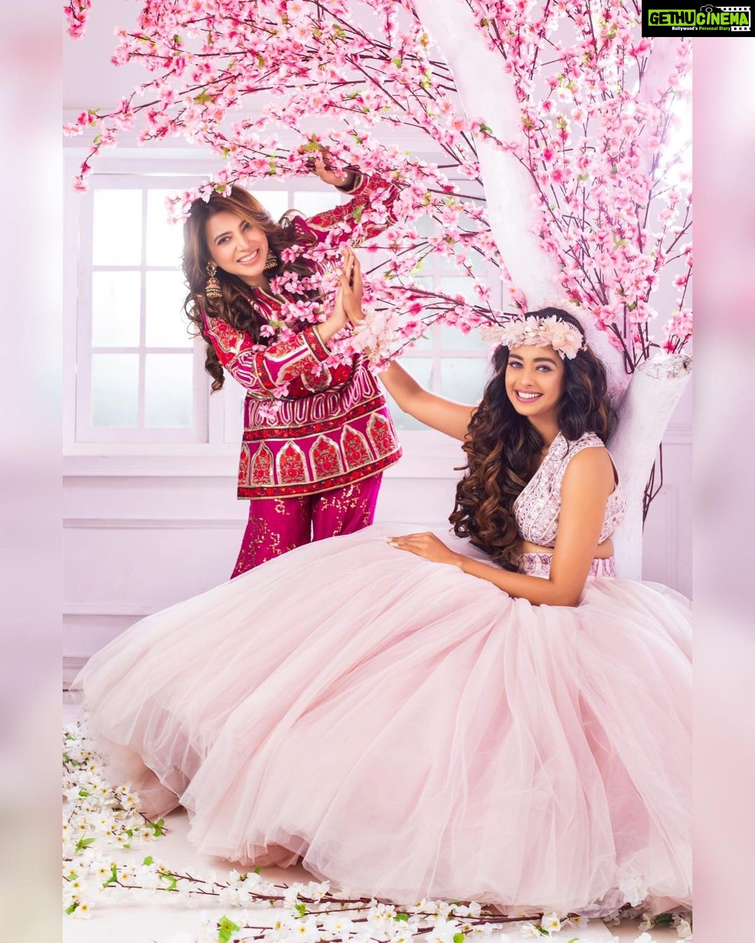 Mugdha Chaphekar Instagram - One With The Sweetest 💖 @mugdha.chaphekar . . . #mughdachapekar #prachi #kumkumbhagya #nehaadhvikmahajan #nammakeovers #bridalsbynam