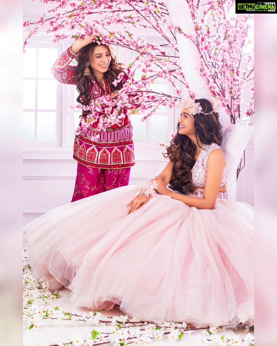 Mugdha Chaphekar Instagram - One With The Sweetest 💖 @mugdha.chaphekar . . . #mughdachapekar #prachi #kumkumbhagya #nehaadhvikmahajan #nammakeovers #bridalsbynam