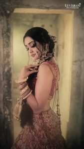 Mugdha Chaphekar Instagram - In Frame :- @mugdha.chaphekar ♥️
.
Shoot Concept & Styled By:- @nehaadhvikmahajan @bridalsbynam 
.
💄MUA , Hair & Styling :- 
@nehaadhvikmahajan
.
MakeUp :- @myglamm 
.
📸:- @luvisrrani 
.
Outfit:- @reynutaandon 
.
Jewelery:- @khuranajewelleryhouse 
.
Choora & Accessories :- @omsons_bridal_store 
.
#kumkumbhagya #prachi 
#makeup #ootd #nehaadhvikmahajan #makeupbyme💄 #nammakeovers #bride #to #be #bridal #look #bridalmakeupartist #destinationweddingmakeupartist #weddingmakeup #hair #hairstyling #nammakeovers #bollywood #television #makeupartist #mumbai #traveller #all #over #the #globe