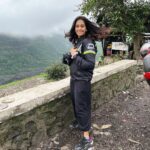 Mugdha Chaphekar Instagram – बादलों के शहर में…. 🌧✨✨🏍❤️🧿
.
.
📸 @iamravish_desai 🙌
.

#love #riders #ridersofinstagram #bikersofinstagram #fun #lonavala #khandala #mumbaikar #mumbai #monsoon #weekend #getaway Khandala