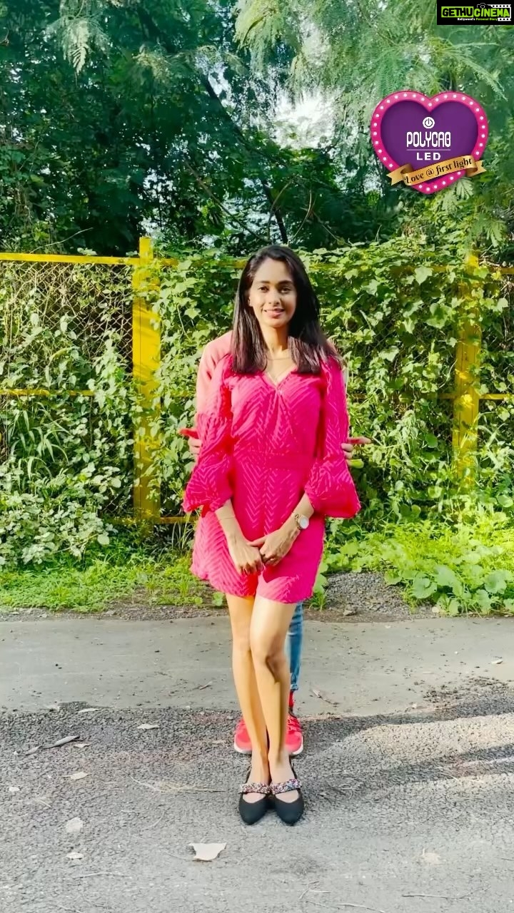 Mugdha Chaphekar Instagram - This song will surely make you groove to its tunes! 💃 Recreate this reel with your partner and stand a chance to win exciting prizes from Polycab! Don’t forget to follow & tag @PolycabIndia and use the hashtag #LoveAtFirstLightChallenge! I challenge @appy__77 @theonlyzeeshankhan and @nimritahluwalia Terms and conditions - https://bit.ly/39AeD7e #ContestAlert #Contest #ReelsContest #PolycabLED #ad