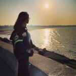 Mugdha Chaphekar Instagram - ☀️ 🌊 ✨ मुंबई Mumbai