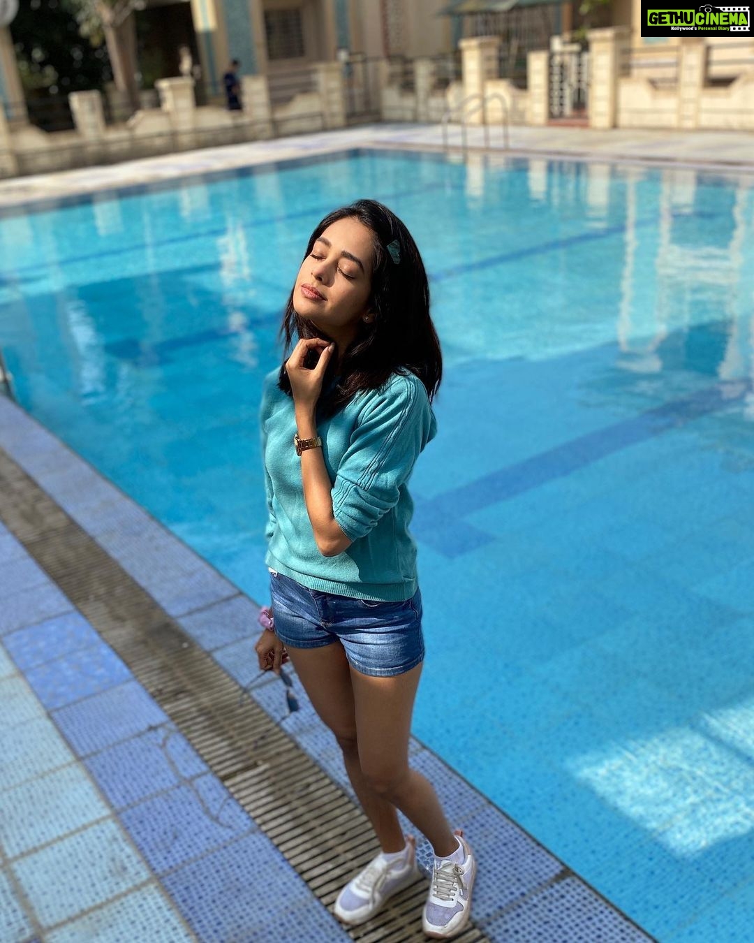 Mugdha Chaphekar Instagram - The one thing you love about yourself... what is it? ✨✨ . #love #sun . 📸 @iamravish_desai ❤️ Lonavala