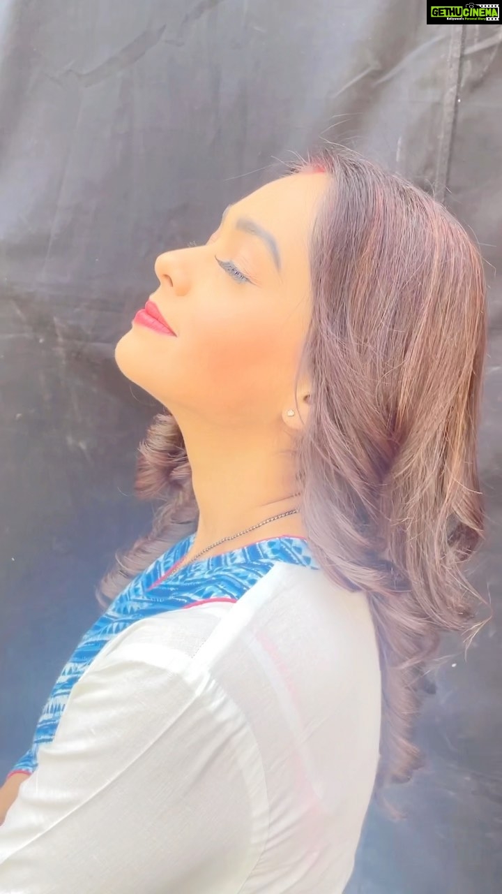 Mugdha Chaphekar Instagram - Monday🫶🧿 Wearing @ekbyekta ❤️❤️ #favorite #day #new #week #love #bliss #mugdhachaphekar