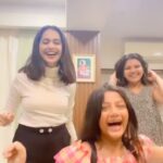 Mugdha Chaphekar Instagram - Behind every successful reel there are bloopers like these! This bombing was absolutely unwarned 😭🙄 @iamravish_desai 🤨🤷🏻‍♀️