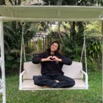 Munira Kudrati Instagram - A good day filled with ALOT of downtime, positivity, dancing, reading , going to the beach, watching the sunset, eating chocolate, having fruitful conversations with everyone and shooting after a long time! Madh Island