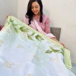 Munira Kudrati Instagram - @the.urbanmix sent me these table clothes and they are so pretty! 💕You can choose from their various designs or even get them custom made ✨ You can size them according to your preferences too, safras are also available. Genuinely so happy with the quality ✅ . . . . . . #safras #tablecloth #mumbai #tabledecor #smallbusiness #india #collab #collaborationindia Mumbai, Maharashtra
