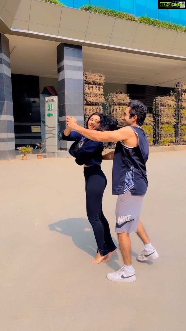 Munira Kudrati Instagram - Practice makes a man perfect! And hence, @gandhi_aman_ had to practice this 56 times 😂😘 . . #shayush #bhagyalakshmi #explorepage #instagood #instagram #reels #dance #dancereels