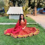 Munira Kudrati Instagram - Nobody: Me in an anarkali : 🥰