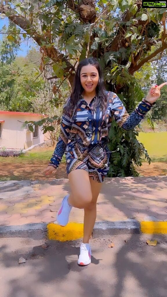 Munira Kudrati Instagram - The perfect summer outfit! @muskaandudeja_ ✨ . . . . . . #dance #dancer #dancechallenge #dancereels #dancevideo #pyaarhotakayibaarhai #ranbirkapoor #instagram #instagood #instalike #trendingreels #explore #explore #fyp #mumbai #filmcitymumbai