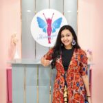 Munira Kudrati Instagram – I had such a good, comfortable experience at @clinicmetamorphosis !
Trust only the best when you are thinking of getting Laser Hair Reduction 🙌🏻
Thank you 😘 @tshodenyb 
.
.
.
.
#clinicmetamorphosis #laser #laserhairremoval #transformwithclinicmetamorphosis #laserhairreduction #clinic #hygiene #instadaily #instagood #explore #explorepage #collabs #collaboration #collaborationindia Mumbai, Maharashtra