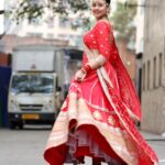 Munira Kudrati Instagram - Chhap tilak saba chhini re mose naina milaai ke 🌹 📸 @pappu.gupta.549 . . . . . . #bhagyalakshmi #explorepage #instagood