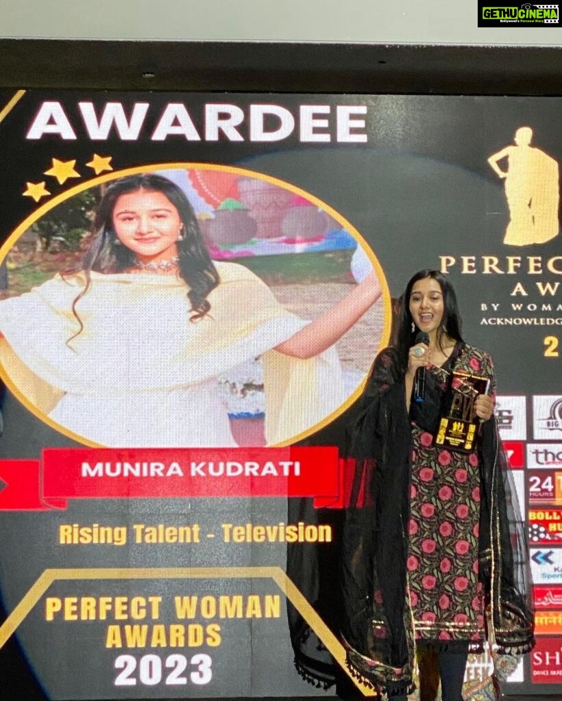 Munira Kudrati Instagram - Feeling so gratified to be felicitated as Rising Talent at @perfectwomanawards @perfectwomanmagazineofficial Moreover, really appreciated the message that the function held- Woman empowering woman! I met so many beautifully strong women from different walks of life who shared some incredible stories about themselves. @dr.khooshigurubhai the way you spoke, with such kindness and what you spoke resonated with so many of us present there. Thank you for holding this ceremony. ❤ And @dharmishthadagia thank you for everything 😘 Thank you Bhagya Lakshmi,for I am here because of this show. And thank you God 🙏🏻 . . . . . #perfectwoman #perfectwomanmagazine #awards #grateful #bhagyalakshmi
