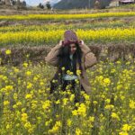 Munira Kudrati Instagram - “Pahado mein mera basera hai Gale mein ye muffler tera hai Aake tu isko aadha odh jaa…” If you get a chance, listen to Tuta pull waha on Spotify
