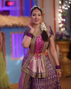 Munmun Dutta Instagram - Janmashtami shoot .. . . . #munmundutta #festivevibes #behindthescenes #tmkoc #lookbook #shootlife