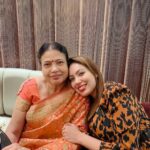Munmun Dutta Instagram - Mommy’s girl ❤️ . . #birthdaycelebration #momsbirthday #aboutlastnight #munmundutta