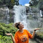 Munmun Dutta Instagram - And my inner child came out at the Wachirathan waterfall. Had to be my favourite moments from the whole day ❤️ . . . #wachirathanwaterfall #wachirathan #doiinthanon #doiinthanonnationalpark #chiangmai #thailand #travel #munmundutta #solotrip #wanderlust #dametraveler #sheisnotlost #passionpassport #thailandtravel #southeastasia #amazingthailand Wachirathan Falls