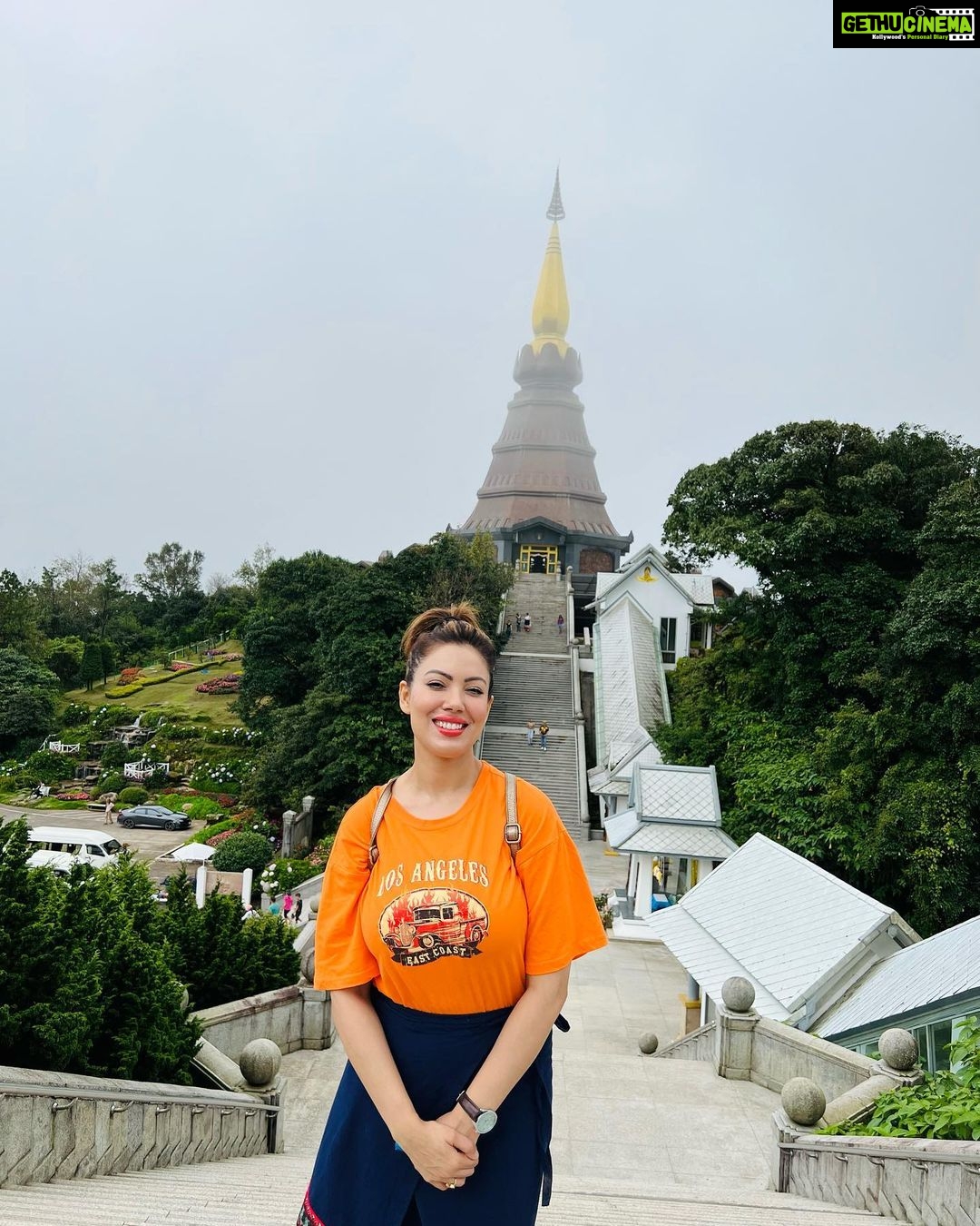 Munmun Dutta Instagram - The two stunning royal pagodas and gardens at the peak of Doi Inthanon . The beautiful pagodas were built to commemorate the King and Queen’s 60th birthdays. They’re called Naphamethinidon and Naphaphonphumisiri, respectively. The view from the pagodas , if not shrouded by fog, is to die for 😍❤️ . . . #pagodas #royalpagodas #doiinthanonnationalpark #chiangmai #thailand #travel #munmundutta #solotrip #wanderlust #dametraveler #sheisnotlost #passionpassport #thailandtravel #southeastasia #amazingthailand Phra Mahathat Napthamethanidon/napthhmethanidon