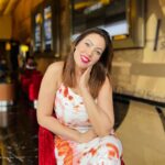 Munmun Dutta Instagram – Mom finally managed to hold the phone steady and click a few pictures 😐😐😐😐😐 
.
.
. 
#munmundutta #picturesoftheday #moviedatewithmom #moviedate