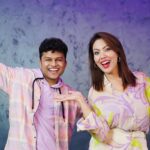 Munmun Dutta Instagram – AND THIS  HAPPENED ❤️
.
A super duper exciting collaboration with the immensely  talented @sagar_bora just happened. 
.
Our reel is coming out tomorrow and it’s going to be another BANGER ⚡️ ⚡️ 
Get ready to make your reels on the dance choreographed by the man himself 💕
.
Can you guess which song will it be this time ??? 🤔